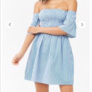 Blue and white summer mini dress. Size M